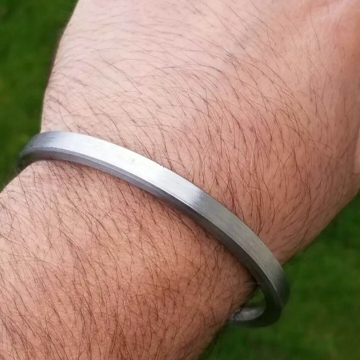 Silver%20Fashionable%20Stainless%20Stee%20Round%20Bracelet%20For%20Men/Boy%20-%20Image%205