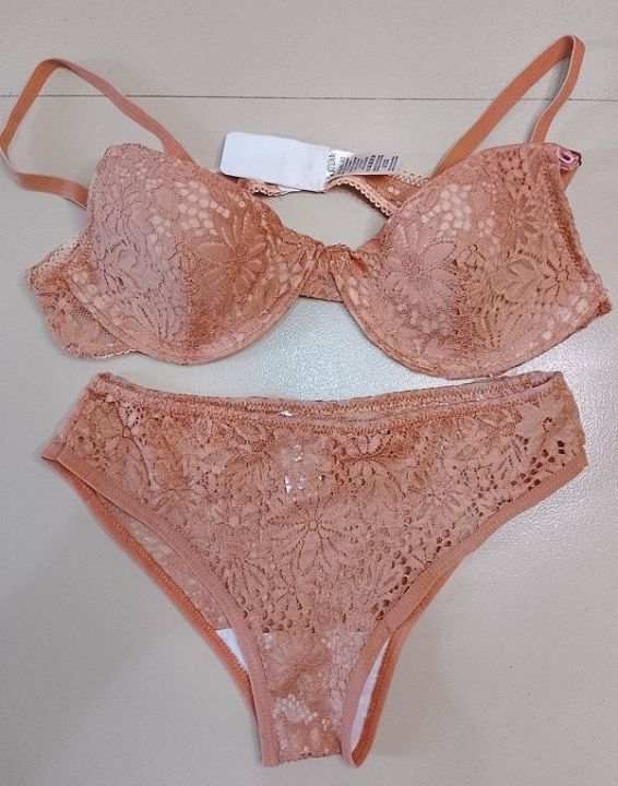 Women's%20Push-Up%20Underwire%20Bra%20&%20Panty%20Set%20-%20Rose%20Gold,%20Soft%20Cup,%20Comfortable%20Lingerie%20-%20Image%205