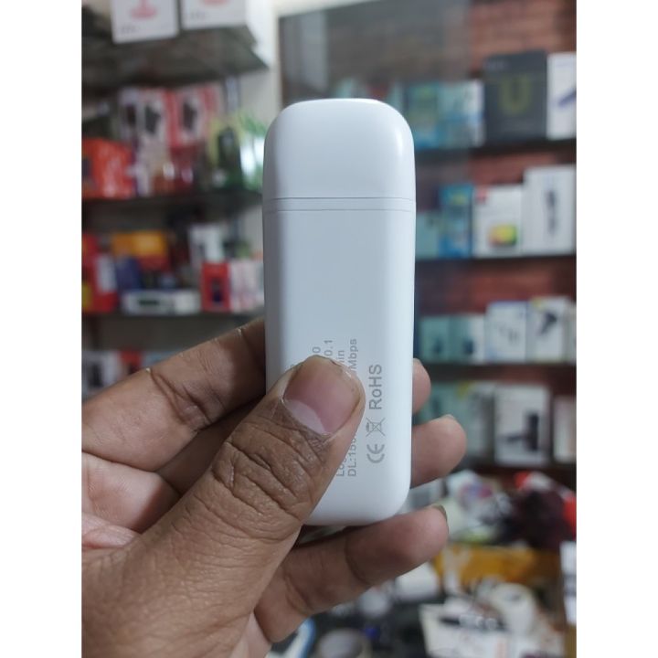 4G%20USB%20Modem%20With%20Wifi%20Router%20Hotspot%20-%20Image%204