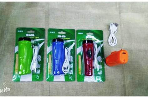 Rechargeable%20Led%20Flash%20Sd%208670%20Torch%20Light%20-%20Illuminate%20Your%20Path%20With%20The%20Rechargeable%20Led%20Torch%20Light%20-%20Image%203