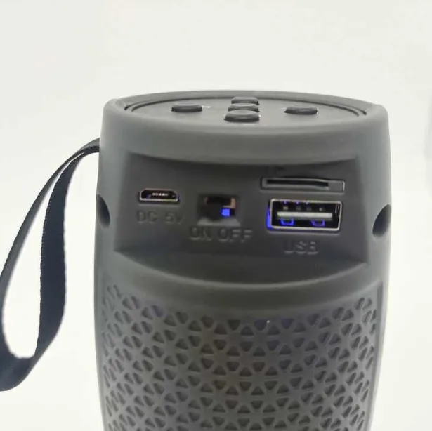 ZQS-1202%20Portable%20Wireless%20Super%20Bass%20Speaker%20with%20Led%20Light%20Function%20-%20Image%204