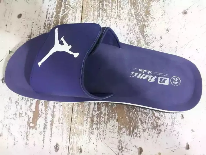 Awesome%20Fashionable%20Rubber%20Slipper%20for%20Men.%20-%20Image%202