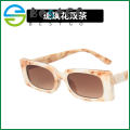 Square small frame sunglasses bag flower European and American simple fashion retro sunglasses. 