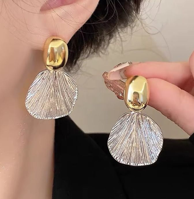 Fashionable and Simple Fan-Shaped Shell Temperament Drop Female Earrings for Women Jewelry Party Girl Accessories Gifts New 2024 - Earrings for Girls Simple Stylish