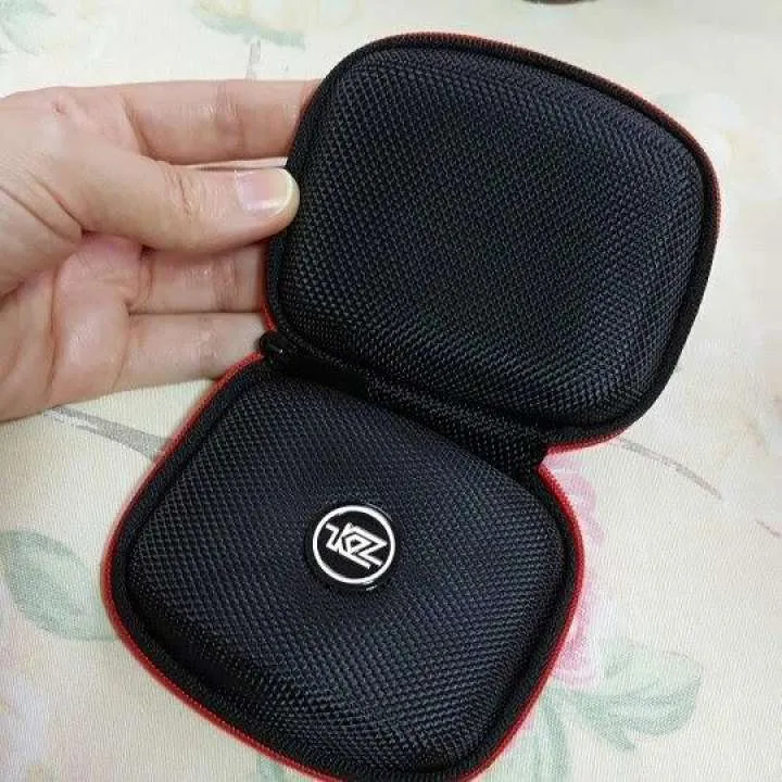 KZ%20Case%20Bag%20In%20Ear%20Earphone%20Box%20Headphones%20pouch%20-%20Image%203