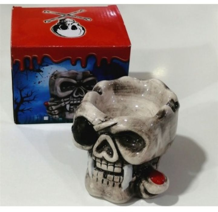 Skeleton%20Head%20Style%20Ashtray%20Resin%20Simulation%20Head%20Model%20Halloween%20-%20Image%204
