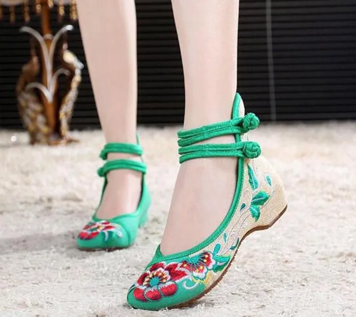 Womens%20Ladies%20Girls%20Korean%20Sandals%20for%20Women%20Women%20Embroidered%20Shoes%20High%20To%20Help%20Increase%20Ankle%20Double%20Strap%20Canvas%20Shoes%20Women%20Casual%20Flat%20Shoes%20Fashion%20Shoes%20Work%20-%20Image%204
