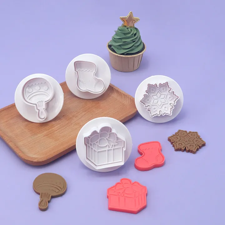 Kulai%20decorative%20white%20plastic%20stamper%20opp%20christmas%20simulation%20biscuit%20mold%20baking%20four-piece%20christmas%20spring%20mold%20-%20Image%207