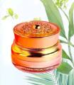 NAPOLI SAFFRON Premium Whitening Night Cream (20G). 