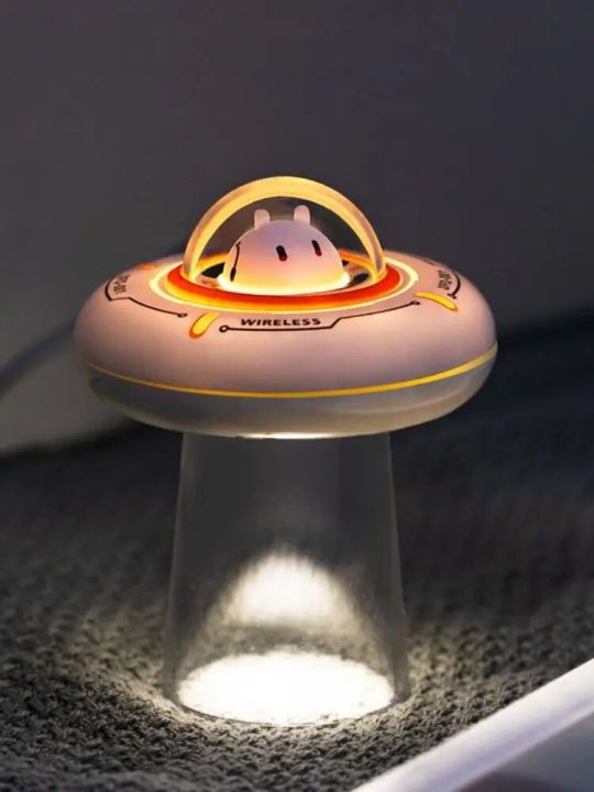 New%20O2%20Project%20Creative%20UFO%20Design%2015W%20Fast%20Magnet%20Wireless%20Charging%20Pad%20Magnetic%20Qi%20Wireless%20Charger%20for%20iPhone%2012%20-%20Image%207