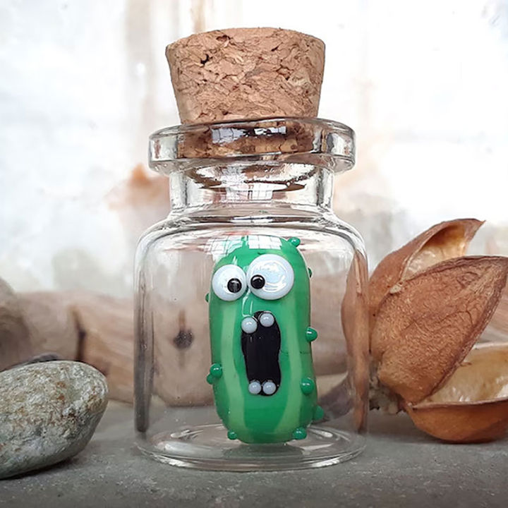 Miniature Glass Screaming Pickle In A Bottle Handmade Jars Of Screaming Pickle Sculpture Cute Tiny Pickle Mini Emotional Support Pickle Ornament For Pickle Lovers Party Home Decoration Fayshow