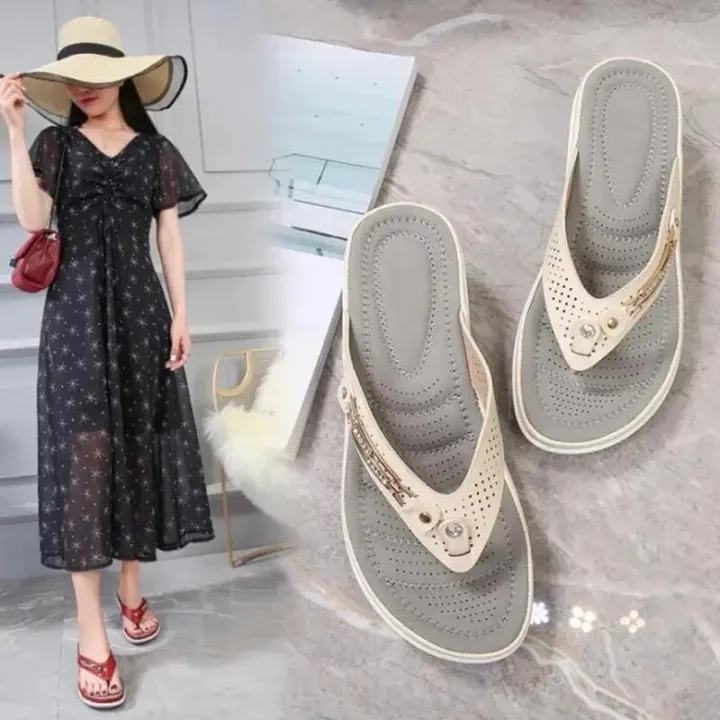 Women's%20Slippers%20Summer%20Metal%20Button%20Slides%20Shoes%20Wedges%20Leisure%20Flip%20Flops%20Wedge%20Beach%20Sandals%20Women%20Outside%20Platform%20Slippers%20-%20Image%205