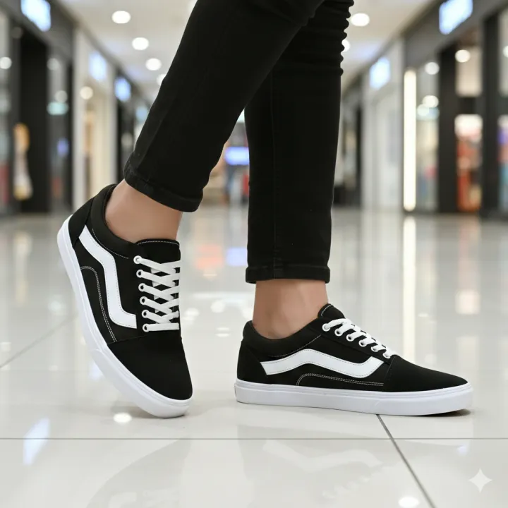Stander%20Looking%20Stylish%20and%20Fashionable%20Summer%20and%20Winter%20Exclusive%20Sneakers%20Converse%20Shoes%20for%20Men%20-%20Image%202