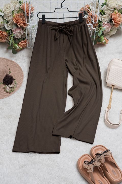 comfortable%20flexible%20snugly%20palazzo%20for%20woman.%20-%20Image%209