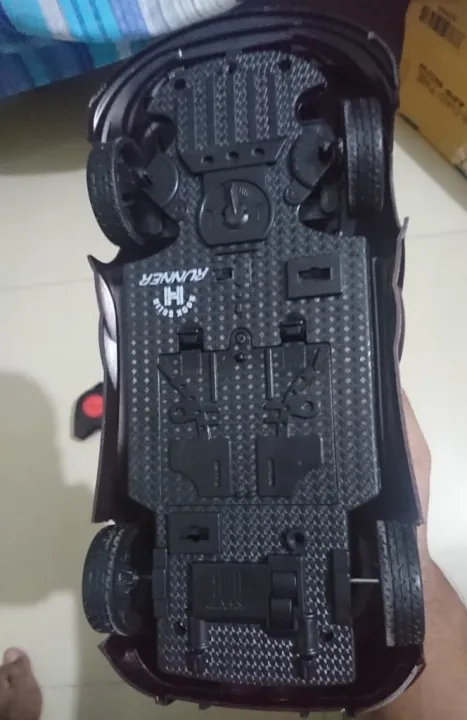 Sports%20Car%20Wireless%20Transformer%20Car%20Toy%20With%20Hand%20Sensor%20Radio%20Control%20Transformer%20RC%20Car%20Remote%20Control%202%20In%201%20Kids%20Toy%20-%20Image%204