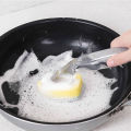 Kitchen press type liquid adding multifunctional spray long handle cleaning brush, pot tool, dishwashing brush. 
