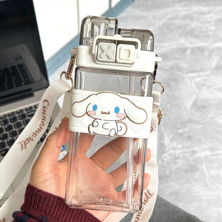 Water%20Bottle,%20Travel%20Mug%20&%20Double-Wall%20Insulated%20Cup%20with%20Adorable%20Sanrio%20Print,%20520ml%20-%20Image%204