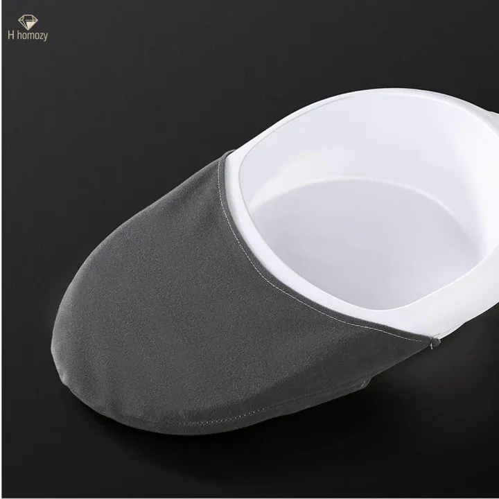 Portable%20Bed%20Pan%20with%20Guard%20with%20A%20Handle%20Load%20Bearing%20Bedridden%20Urinal%20for%20Home%20Elderly%20Men%20-%20Image%204