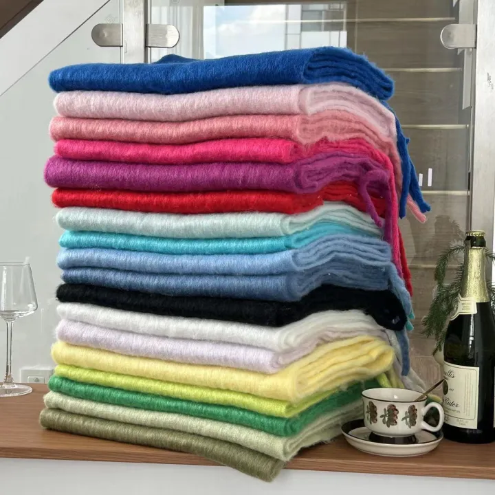 Korean%20ins%20labeling%20solid%20color%20mohair%20scarf,%20women's%20new%20candy%20color%20macaron%20color,%20autumn%20and%20winter%20thickened%20and%20widened%20drape%20-%20Image%202