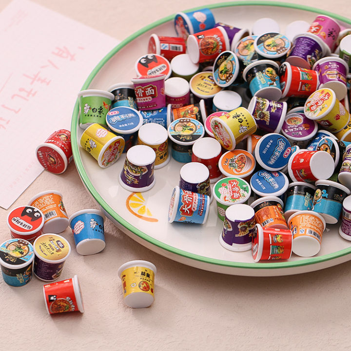 Mini supermarket bucket, miniature resin food and toy accessories, taking photos, microscopic props, instant noodle bucket toys