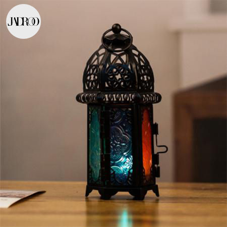 Jadroo Lantern Shaped Candle Holder