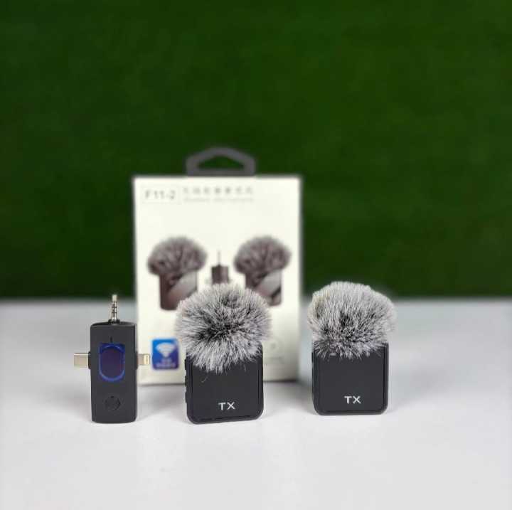 F11-2%20(3%20in%201)Collar%20Wireless%20Dual%20Microphone%20proprofessional%20Lepal%20Lavaliar%20microphon%20iPhone/Android%20&%20Type%20C%20Supported%20100&%20Noise%C2%A0Cancellation%20%20By%20EXOTIX%20-%20Image%206