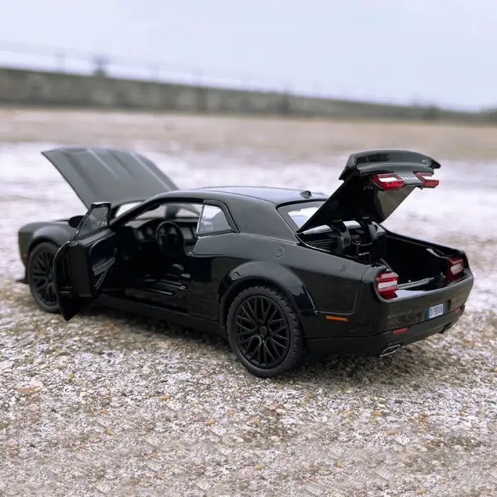 1:32%20Dodge%20Challenger%20Hellcat%20SRT%20%20Die-Cast%20Vehicles%20Alloy%20Model%20Car%20Toys%20For%20Gift%20Collection%20-%20Image%206