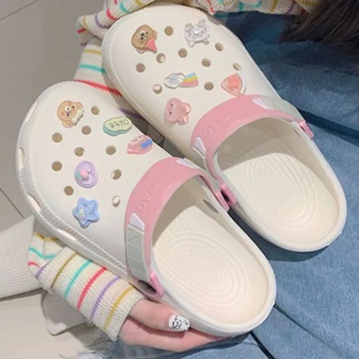 New%20Sandal%20Slippers%20DIY%20Cute%20Cartoon%20Clogs%20Women%20Mules%20Summer%20Beach%20Sandals%20Cave%20Hole%20Female%20Garden%20Shoe%20For%20Students%20Girls%20-%20Image%206