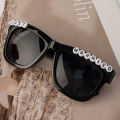 Just Married Love Shape Sunglasses Practical Photo Props Wedding Party Gifts For Women Men. 