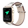 For Apple Watch Ultra 49mm&Watch Ultra 2 49mm / Series 9&8&7 45mm / SE 3&SE 2&6&SE&5&4 44mm / 3&2&1 42mm Fashion Pastoralism Style Little Floral Pattern Women Watch Leather Watch Band. 