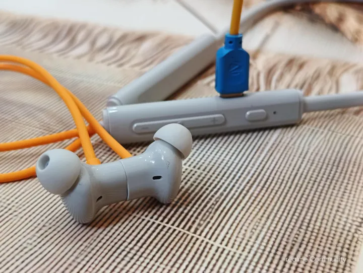 Realme%20Buds%20Wireless%205%20ANC%20Neckband%20Earphone%20%7C%2050dB%20Active%20Noise%20Cancellation%20%7C%20Wireless%20Bluetooth%20Neckband%20with%20Clear%20Sound%20&%20Comfort%20Fit%20%7C%206%20Months%20Warranty%20-%20Image%204