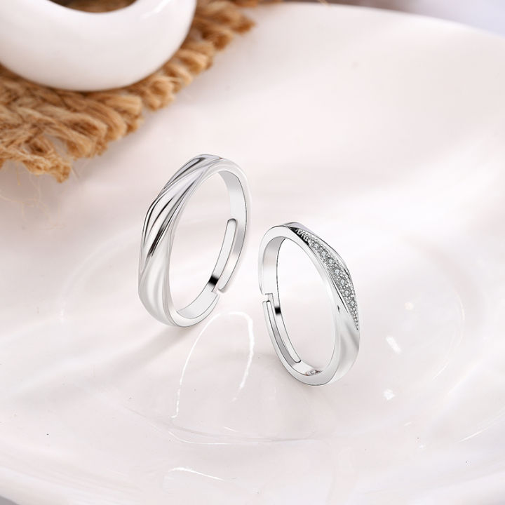 Infinite%20interweaving%20of%20Japanese%20and%20Korean%20couple%20rings,%20light%20luxury%20and%20niche%20design,%20new%20product%20with%20diamond%20striped%20ring%20-%20Image%205