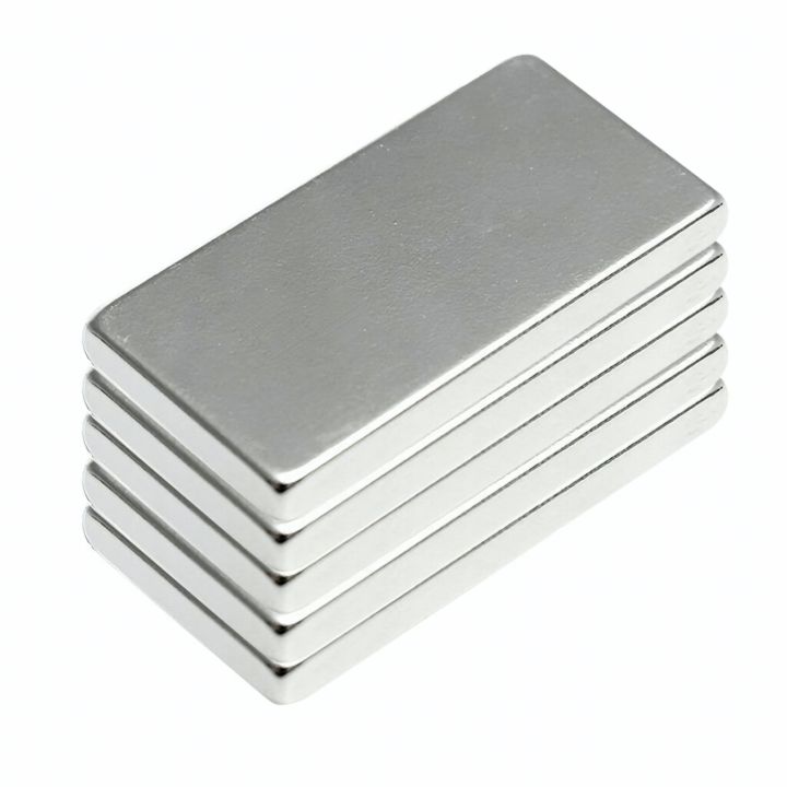 (5-100%20pcs)%20Small%2020x5x1mm%20Neodymium%20N35%20Magnets%20%E2%80%93%2020*5*1mm%20(0.79"%20x%200.2")%20%7C%20Powerful%20Rare%20Earth%20Rectangular%20Magnets%20for%20DIY,%20Crafts%20&%20Industrial%20Use%20-%20Image%204