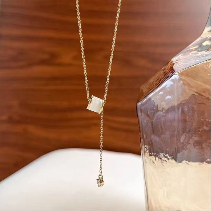 The%20new%20Xiaohongshu%20light%20luxury%20opal%20pendant%20niche%20design%20sense%20small%20waist%20necklace%20female%20Internet%20celebrity%20versatile%20clavicle%20chain%20-%20Image%203