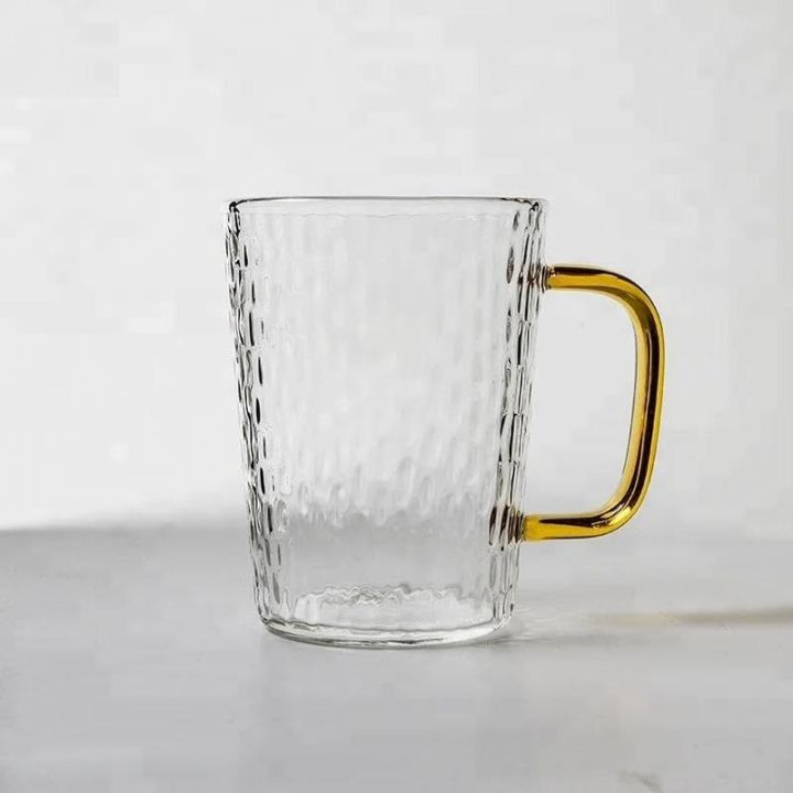 Premium%20Borosilicate%20Glass%20Mug%20with%20Large%20Yellow%20Handle,%20Funnel%20Shape,%20Dishwasher%20Safe%20-%20Lightweight,%20Classic%20Style,%20400ml%20Capacity,%20Clear%20Round%20Glass%20for%20Tea,%20Coffee,%20and%20Cold%20Drinks.%20-%20Image%206