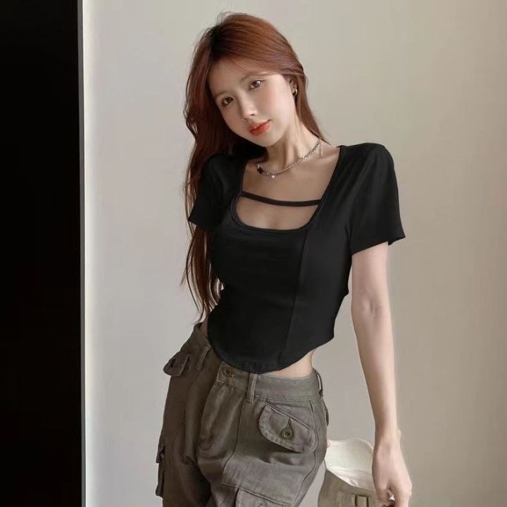 Hot%20Girls%20Unique%20Chic%20Sweet%20and%20Spicy%20Style%20Short%20Top%20Design%20Sense%20Niche%20Clavicle%20Square%20Collar%20Short%20Sleeve%20T%20Women's%20Summer%20T-shirt%20ins%20-%20Image%206