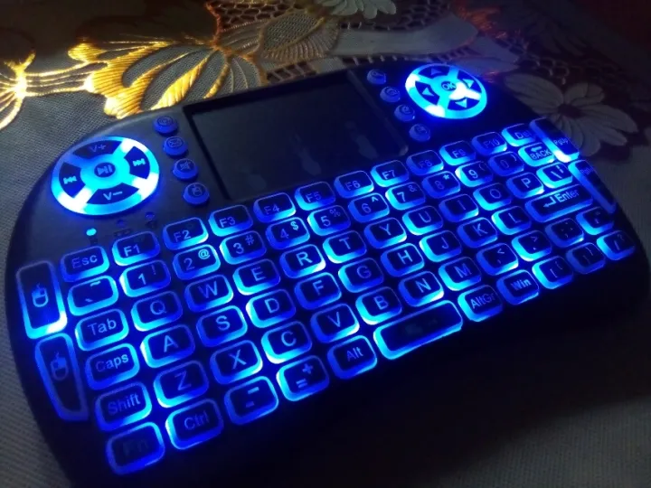 I8-B%20Backlit%20Mini%20Keyboard%20With%20Touchpad%20Mouse%20-%20Enjoy%20Wireless%20Convenience%20With%20Rechargeable%20Backlit%20Keyboard%20-%20Perfect%20For%20Gaming%20And%20Office%20Use%20-%20Image%205