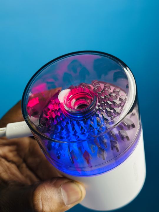 Portable%20Mini%20Humidifier%20with%20LED%20Night%20Light%20%E2%80%93%20Quiet%20USB%20Ultrasonic%20Cool%20Mist%20Diffuser%20for%20Car,%20Office%20Desk,%20and%20Travel-%20Ultra-Realistic%20Crystal%20Design%20-%20Image%207