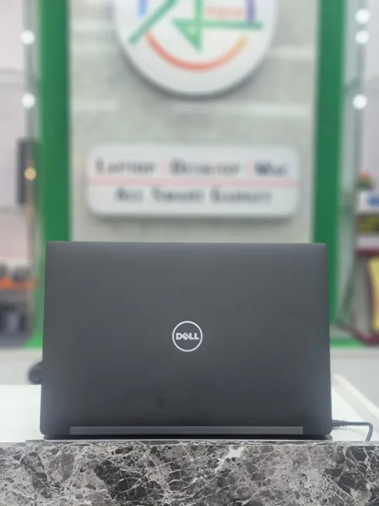 Dell%20Latitude%207480,%20Core%20i5%206th%20Gen,%2014"%20FHD%20Display-8GB%20Ram,%20256GB%20SSD%20Black%20Used%20Laptop%20-%20Image%204