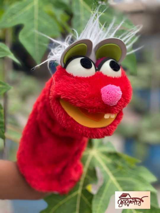 Hand%20Puppet%20-%20Yellow%20-%20Image%202