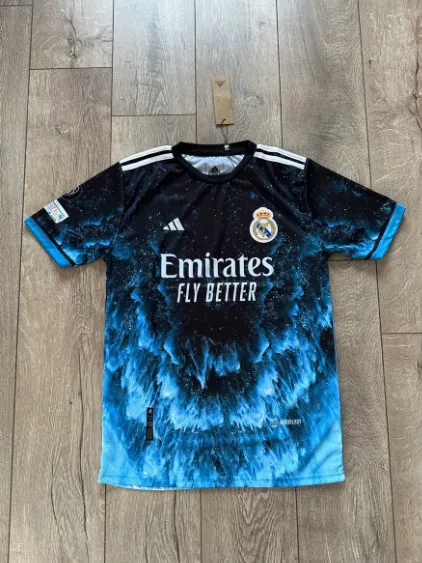 Fifa 19 real madrid galaxy kit online