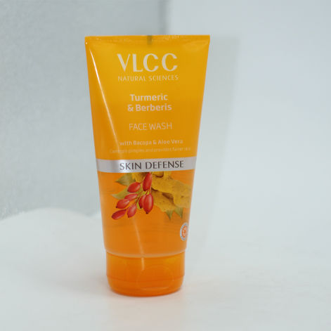 Indian%20product%20skin%20care%20VLCC%20Turmeric%20&%20Berberis%20face%20wash%20used%20for%20male/female%20-%20150%20ml%20-%20Image%202