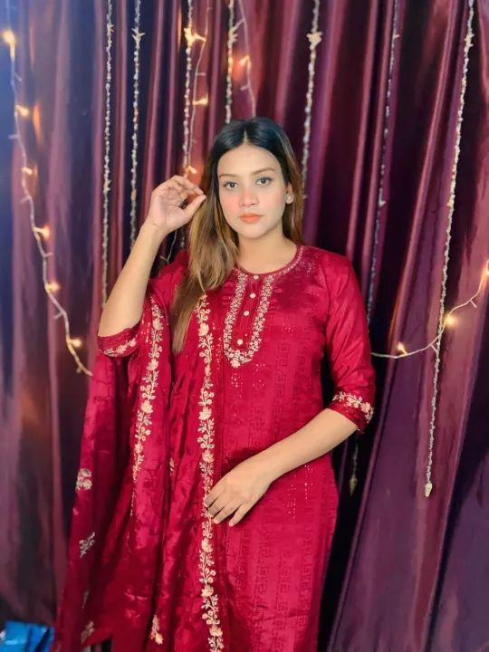 Pakistani%20Crept%20Chinon%20Three%20Piece%20-%20Image%202