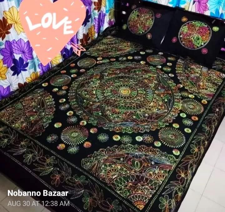 Nakshi%20Bed%20Cover/%E0%A6%A8%E0%A6%95%E0%A6%B6%E0%A7%80%20%E0%A6%AC%E0%A7%87%E0%A6%A1%E0%A6%B6%E0%A7%80%E0%A6%9F%20-%20Image%203