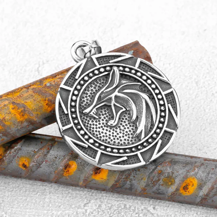 Viking%20Stainless%20Steel%20Wolf%20Head%20Necklace%20Men%20Odin%20Symbol%20Amulet%20Pendant%20Necklace%20Jewelry%20Vintage%20Accessories%20Wholesale%20-%20Image%207