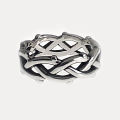Cross-border thorns and vines braided titanium steel ring hip-hop trend wear non-fading niche personality hand jewelry for men. 