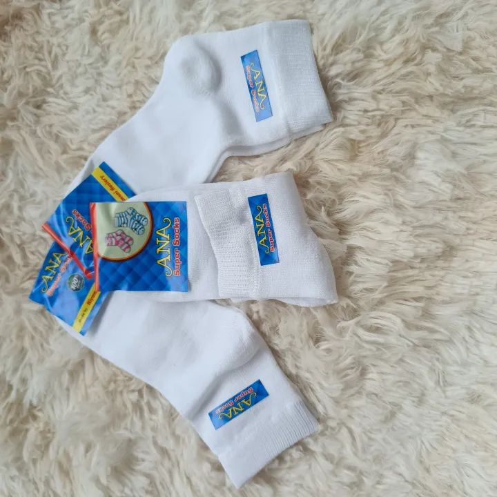 3%20Pairs%20Comfortable%20Cotton%20school%20Socks%20for%20boys%20and%20girls%20Socks%20-%20Image%204