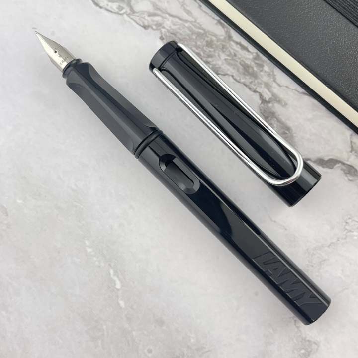 LAMY safari Fountain Pen  -Glossy black