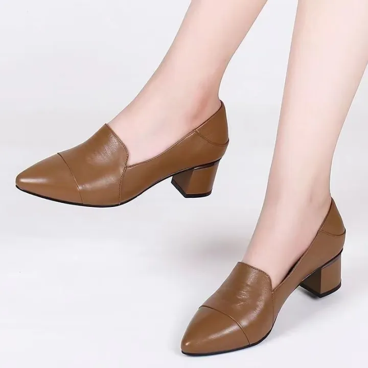 Versatile%20pumps%20with%20soft%20leather%20pointed-toe%20block%20heel%20fashion%20pointed-toe%20spring%20fall%202023%20new%20high%20heels%20women's%20mid-heel%20singles%20-%20Image%202