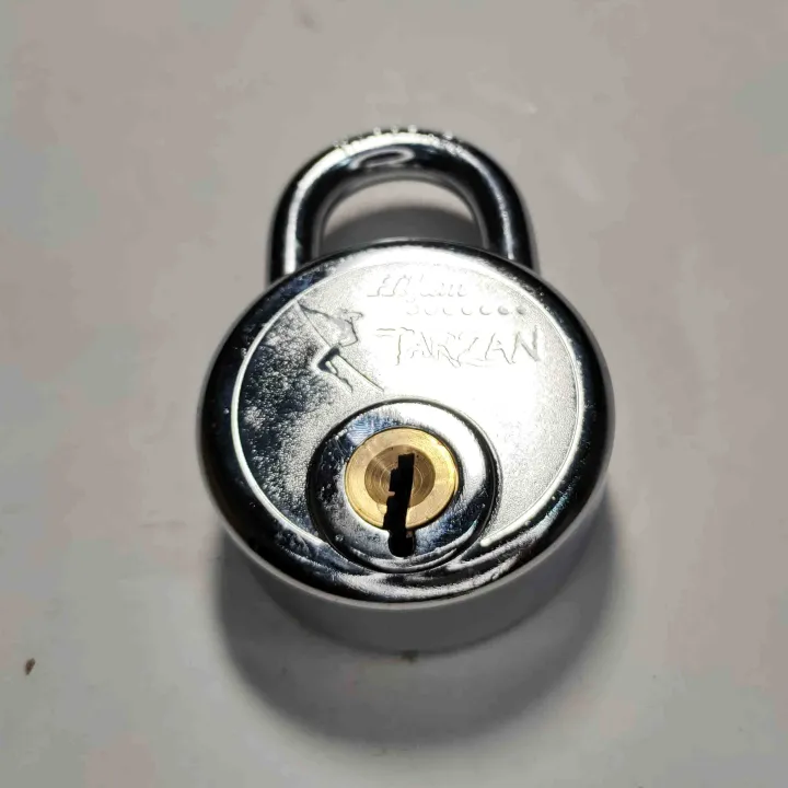 Hilam%20Tarzan%20Lock%20Professional%20Padlock%204%20Keys%20-%2058mm%20-%20Image%203